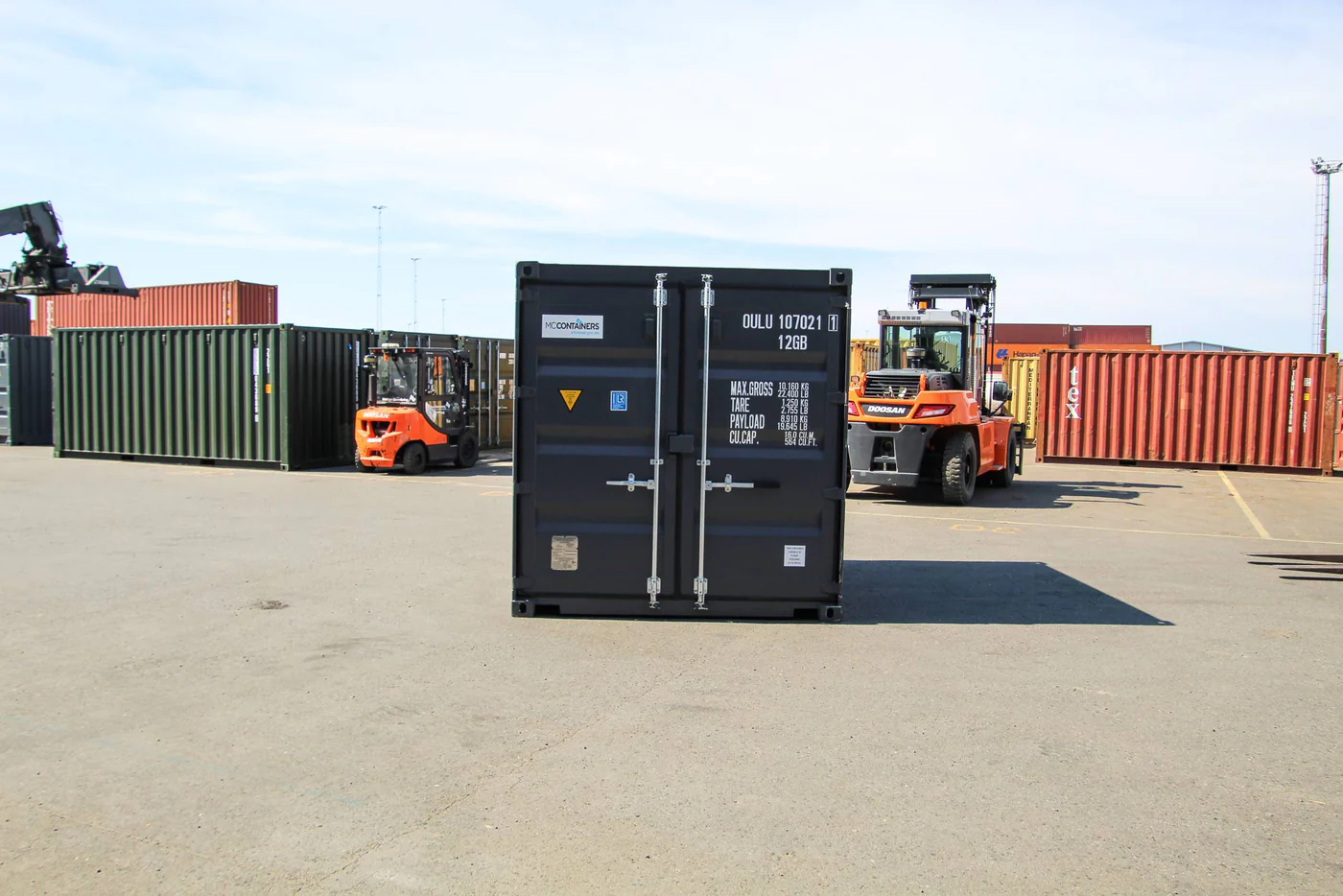 10-dc-shipping-container-mc-containers-2-1.webp 10-dc-shipping-container-mc-containers-2-1.webp