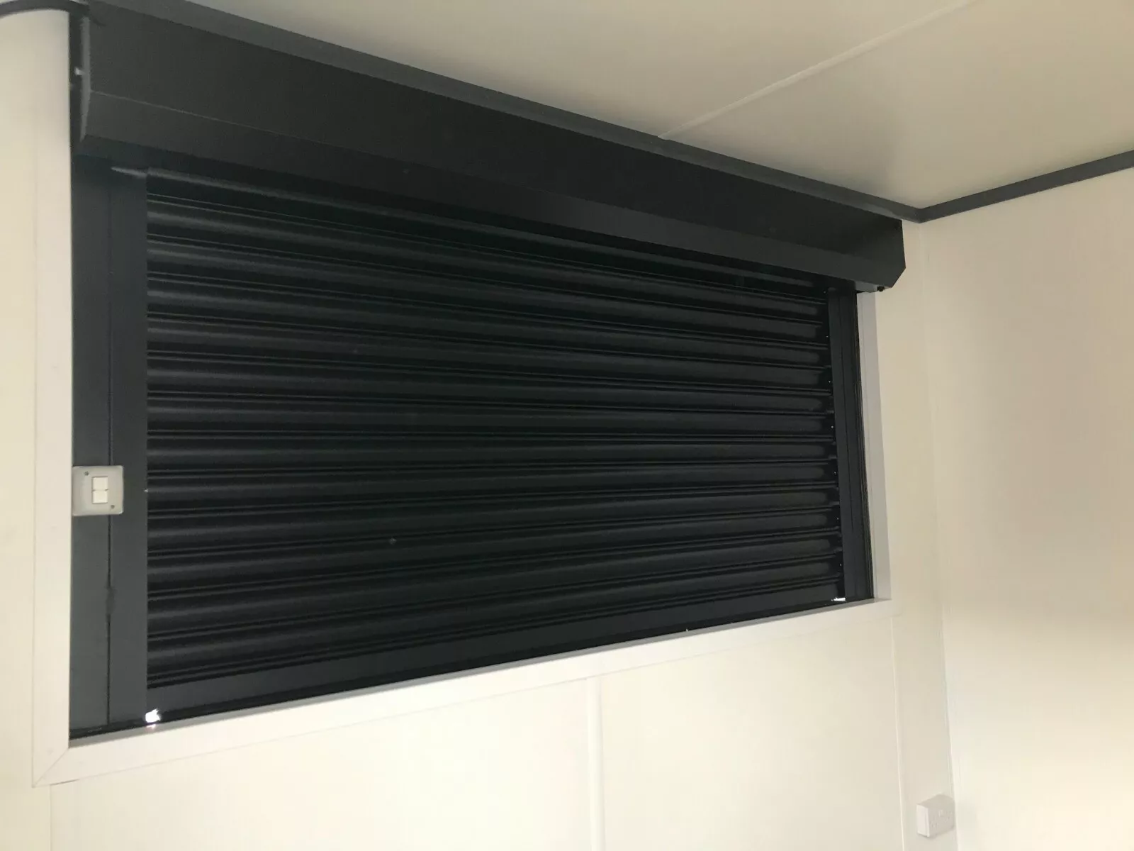 MM-CM10ft-x-8ft-Cladded-Food-Drink-Outlet-shipping-container7.webp MM-CM10ft-x-8ft-Cladded-Food-Drink-Outlet-shipping-container7.webp