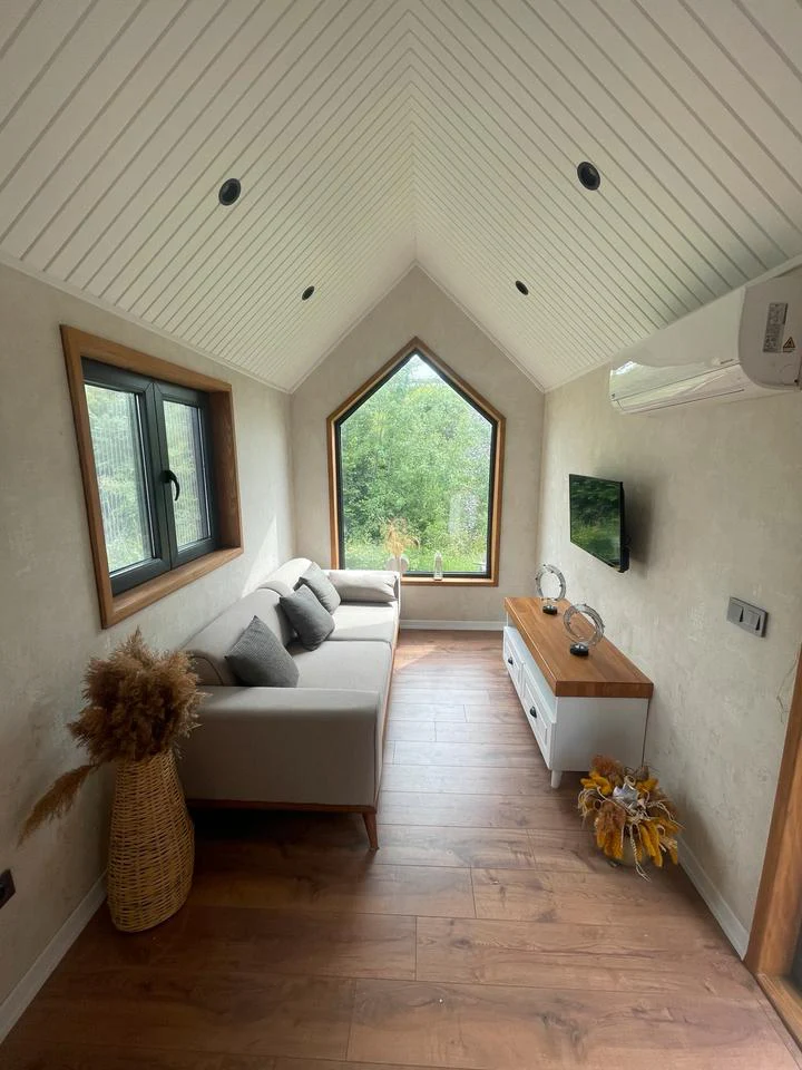 TINY-HOUSE-2.png TINY-HOUSE-2.png